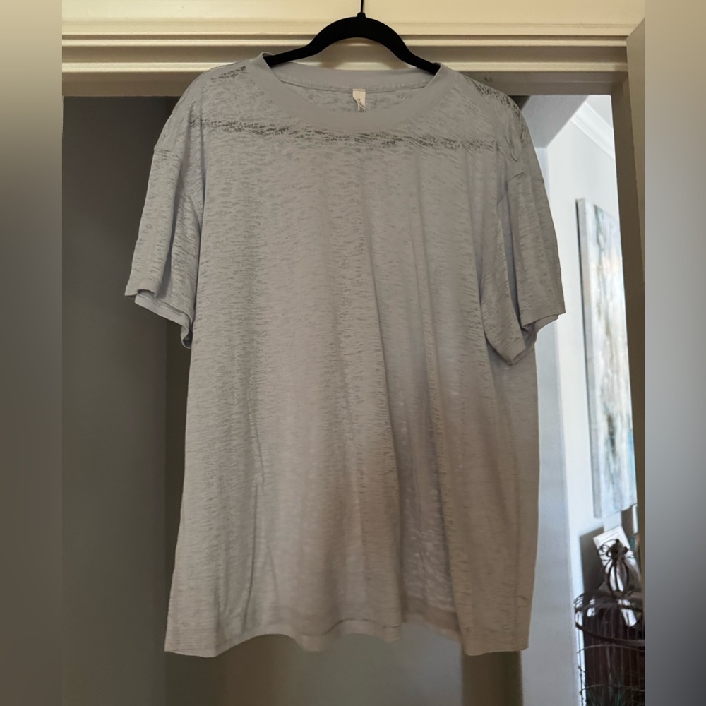 Lululemon Between Moments Tee Size 12